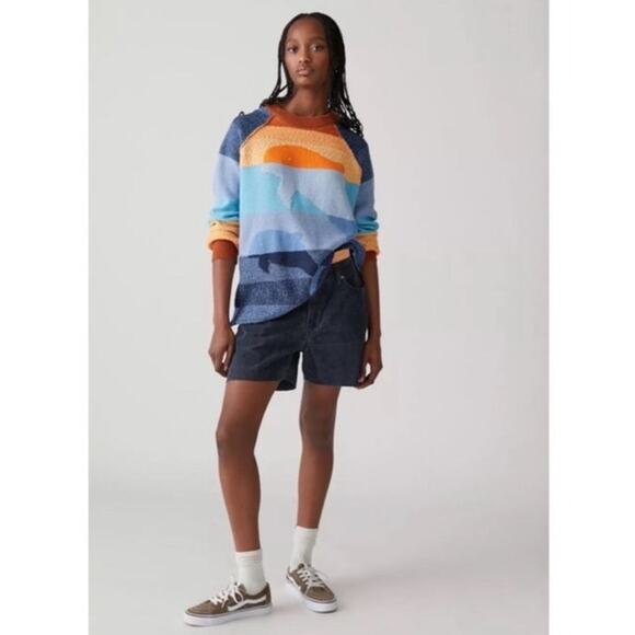 BDG Urban Outfitters Maura Dolphin Sweater Size Medium - Picture 1 of 8